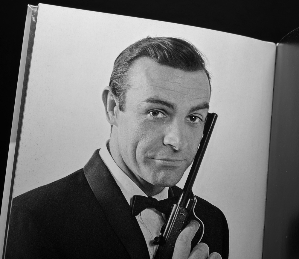 Comment regarder tous les films James Bond dans l'ordre ? Editions la Discussion Comment regarder tous les films James Bond dans l'ordre ? Editions la Discussion